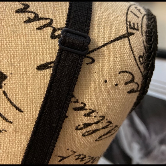 Victoria’s Secret Pink Push Up Bra 36D - Picture 5 of 6